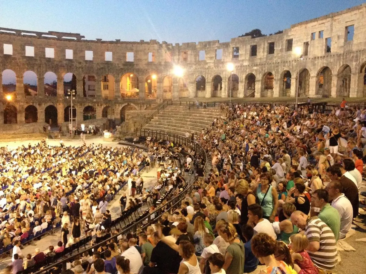 Apartment Volme Pula