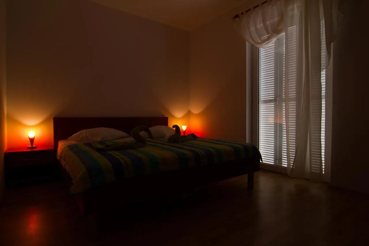 Apartment Volme Pula 0*,  Croatia