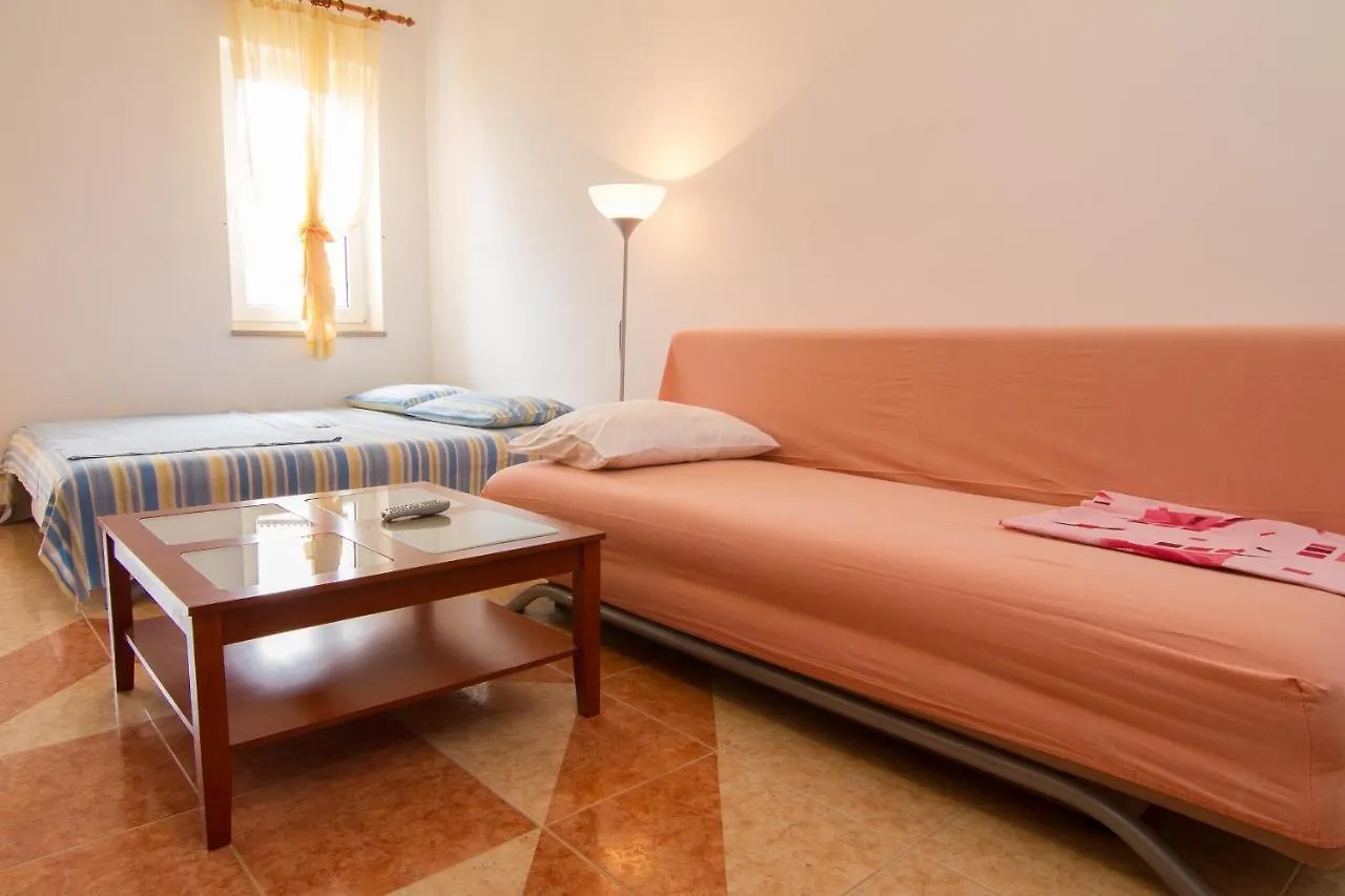 Apartment Volme Pula