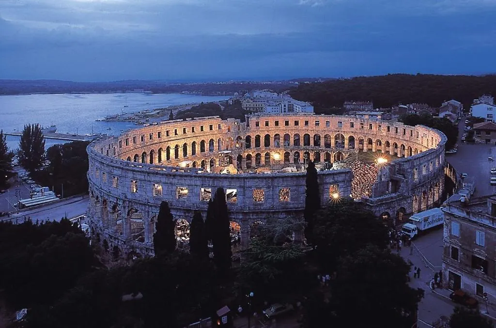 Apartment Volme Pula
