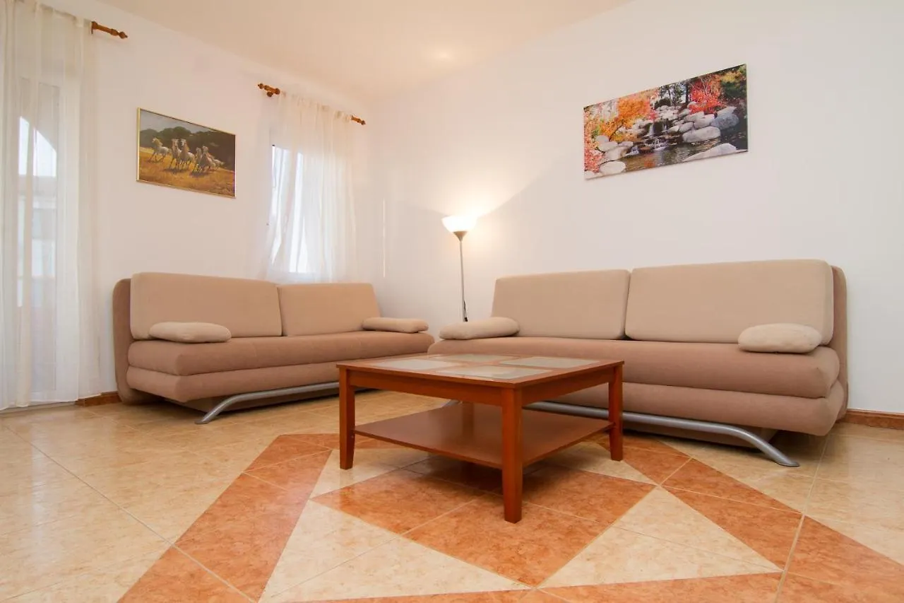 Apartment Volme Póla